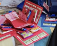 佐之尋爆炸禮物盒子驚喜五層手工DIY生日禮品盒男抖音兒童節(jié)抽錢禮物盒 中國紅【生日文案+空白文案】 曬單實拍圖