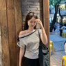 JAVC復古條紋一字肩T恤女夏季設計感小眾斜肩打底衫辣妹露肩修身上衣 條紋 M 【建議 85-100斤】 曬單實(shí)拍圖