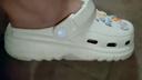 名創(chuàng)優(yōu)品（MINISO）洞洞鞋女款2025新款eva防滑防臭沙灘鞋增高涼拖鞋女夏季外穿 卡其+海洋星星(10個)滴塑 38-39 曬單實(shí)拍圖