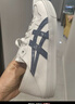 亞瑟士ASICS男女一腳蹬運動(dòng)休閑鞋 AARON SLIP-ON 灰白色/藍色 42.5  曬單實(shí)拍圖