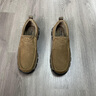 Jeep吉普休閑鞋男夏季新款頭層牛皮休閑皮鞋男防滑耐磨一腳蹬懶人鞋男 卡其【套腳款】 【標(biāo)準(zhǔn)皮鞋碼】 41 曬單實拍圖