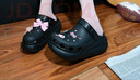 卡駱馳（crocs）男女泡芙洞洞鞋戶外休閑時(shí)尚厚底一腳蹬沙灘鞋 207521-001 38-39 曬單實(shí)拍圖