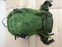 OSPREY小鷹戶(hù)外背包 Stratos 24 云層系列男款登山包 帶防雨罩 24L 綠色 曬單實(shí)拍圖