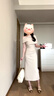 GARNUO黑色一字肩連衣裙子女夏季法式氣質(zhì)赫本風(fēng)露肩收腰斜肩包臀裙長(zhǎng)裙 灰杏色 S 【80-100斤】 曬單實(shí)拍圖