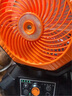 卡培登戶外風(fēng)扇充電式露營(yíng)電風(fēng)扇帶帳篷燈噴霧降溫大容量電池usb無(wú)線便攜小風(fēng)扇家用臺(tái)式風(fēng)扇 活動(dòng)橙 曬單實(shí)拍圖
