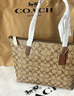蔻馳（COACH）【官方授權(quán)店】奢侈品女包ZIP30系列托特包單肩手提包送女友禮物 4455IME74卡其棕色配色 曬單實(shí)拍圖