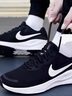 耐克（NIKE）官方REVOLUTION 7男子公路專(zhuān)業(yè)跑步鞋秋季緩震運動(dòng)FB2207 005黑/灰黑 42.5 曬單實(shí)拍圖