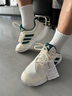ADIDAS阿迪達(dá)斯網(wǎng)球鞋男學(xué)生運動鞋羽毛球鞋ID2472 玉白 43  曬單實拍圖