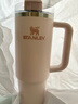 STANLEY巨無霸吸管杯水杯保溫杯大容量不銹鋼杯子車載辦公887ML-晶粉色 曬單實拍圖