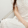紅袖高級感蕾絲邊連衣裙2025春季新款女裝波點(diǎn)收腰V領(lǐng)顯瘦氣質(zhì)雪紡裙 白底黑點(diǎn)3802 XL 曬單實(shí)拍圖