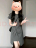 妙奕嘉a字連衣裙裙子女夏季2026新款小個(gè)子氣質(zhì)套裝遮肚子大碼高級氣質(zhì) 圓領(lǐng)茶歇法式灰色收腰短袖連衣裙 L 【建議95-105斤】 曬單實(shí)拍圖