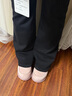 UR2025冬季新款女裝水洗修身腰帶喇叭抓絨牛仔長(cháng)褲UWJ850102 黑色 27 曬單實(shí)拍圖
