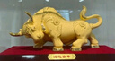 大明銅匠絨沙金鴻運(yùn)金錢(qián)牛擺件客廳辦公室玄關(guān)桌面銅牛高檔開(kāi)業(yè)喬遷禮品 曬單實(shí)拍圖