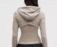 lululemon丨Define 女士短款連帽夾克 *Nulu? 芯吸 LW3IVYS 暖褐灰 M /8 曬單實(shí)拍圖