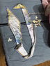 啄木鳥(niǎo)長(zhǎng)條小絲巾女春秋百搭領(lǐng)巾2024新款綁包時(shí)尚百搭感搭配襯衫圍巾女 墨幻-紫色邊 曬單實(shí)拍圖
