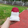 奧康時(shí)尚潮男鞋板鞋夏季潮流透氣鞋休閑運(yùn)動(dòng)皮鞋商務(wù)英倫風(fēng)低幫通勤鞋 瑞士紅壓花 41 曬單實(shí)拍圖