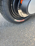 綠源（Luyuan）2025新款電動(dòng)摩托車(chē)S70 成人高速電動(dòng)車(chē)72V26Ah石墨烯數字化電池 超長(cháng)續航通勤代步外賣(mài)智能電摩 皓月銀-全新升級 曬單實(shí)拍圖