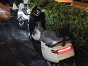 永久電動(dòng)摩托車2025新款72V黑金石墨烯長(zhǎng)續(xù)航NFC智能兩輪電摩電動(dòng)車 白色/1200W/前碟后鼓 72V23A-全新黑金石墨烯-整車發(fā)貨 曬單實(shí)拍圖