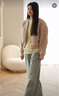 JNBY/江南布衣冬新品羊羔毛皮草軟糯蓬松外套棒球服女5OAA14270 001/本黑 S 曬單實拍圖