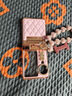 LENPY 瀾品殼膜一體全包適用Findn3flip手機(jī)殼n3flip斜挎折疊屏防摔女款oppofindn3flip新款n3flip高檔時(shí)尚款 【少女粉】殼膜一體+晶鉆兔子+珍珠手鏈 OPPO Fin 曬單實(shí)拍圖