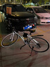 獅卡途死飛自行車(chē)成年人學(xué)生上下班代步車(chē)雙碟剎減震變速越野公路賽車(chē) 40高刀-白黑色+騎行大禮包 26寸24速直把 曬單實(shí)拍圖