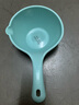 青春灣家用加厚塑料水瓢長(cháng)柄水殼加深平底設計廚房舀水湯勺 藍色大號單個(gè)裝 曬單實(shí)拍圖