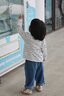 巴拉巴拉童裝兒童t恤男童2025秋新款女童長袖內(nèi)搭嬰兒純棉打底衫男寶女寶 黑白色調(diào)00491 100 曬單實拍圖