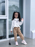 泰蘭尼斯秋季新款女童運(yùn)動(dòng)鞋輕便軟底旋轉(zhuǎn)扣休閑鞋減震防滑兒童鞋 粉色 30 內(nèi)長(zhǎng)20.0cm適合腳長(zhǎng)19.0cm 曬單實(shí)拍圖