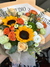 拾光逆旅鮮花同城配送向日葵花束配送男友生日禮物花束送女友閨蜜花店送花 錦繡年華丨向日葵配橙芭比洋甘菊尤加利葉混搭花束 曬單實(shí)拍圖