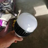 金幻led燈泡超亮省電E27e40螺口家用工廠車間特亮強(qiáng)光節(jié)能燈泡 E27螺口【家用-常規(guī)】 56W【黑色款-超亮】1只裝 曬單實(shí)拍圖