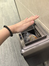 麥桶桶mrbin意式智能感應(yīng)垃圾桶家用2025新款客廳廚房高腳大號(hào)自動(dòng)特-惠 格雷灰 - 20L -充電/干電池雙模式 曬單實(shí)拍圖