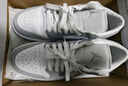 Jordan男女休閑鞋喬丹AJ1小迪奧 JORDAN 1運(yùn)動鞋DC0774-105白灰40.5 曬單實拍圖
