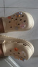 名創(chuàng)優(yōu)品（MINISO）洞洞鞋女款2025新款eva防滑防臭沙灘鞋增高涼拖鞋女夏季外穿 卡其+海洋星星(10個(gè))滴塑 38-39 曬單實(shí)拍圖