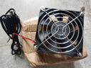 電腦CPU散熱風(fēng)扇磁吸靜音5V 風(fēng)扇散熱器開(kāi)關(guān)磁吸底座吸附主機(jī) 8cm單風(fēng)扇單網(wǎng)罩開(kāi)關(guān)線1.4米 曬單實(shí)拍圖