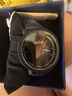 時光一百（TIME100）Smileyes系列 自然木紋皮帶石英男表 黑色 曬單實拍圖