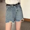 UR2025夏季新款女裝時(shí)髦街頭感破洞毛須牛仔短褲UYY850127 天藍(lán) 27 曬單實(shí)拍圖