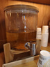 滿弓調(diào)酒桶玻璃可樂桶容器帶龍頭自助飲料桶啤酒桶果汁桶水果茶桶網(wǎng)紅 1.5升+竹木底座+大口徑不銹鋼龍 曬單實拍圖