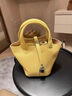 AIOSC水桶包女2025新款夏季手提菜籃子包包輕奢時(shí)尚韓國小眾單肩斜挎包 黃色 曬單實(shí)拍圖