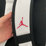 Jordan耐克AJ喬丹雙肩隔層學生書包 大容量戶外通勤 男女通用   經(jīng)典白 曬單實拍圖
