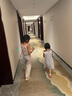 H&M童裝女嬰連衣裙夏季時尚舒適印花圓領飛袖及膝公主裙1265912 淺藍色/櫻桃 110 110/56 (3-4Y) 曬單實拍圖