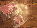 1號會員店黑豬梅花肉 凈重2.4斤 慢養(yǎng)300天豬肉燒烤食材梅肉豬頸肉 曬單實(shí)拍圖
