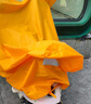 仟居佳 電動(dòng)車防雨罩車罩全罩套電瓶車擋雪遮雨踏板摩托車防曬防水車罩 經(jīng)典黃-M碼+收納袋 曬單實(shí)拍圖
