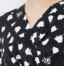 玖姿·安娜蔻收腰顯瘦連衣裙女裝夏款V領(lǐng)抽褶中長款連衣裙 花黑 S 曬單實拍圖