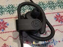 Beats Powerbeats3掛耳式無(wú)線(xiàn)藍牙游戲降噪魔音HIFI線(xiàn)控運動(dòng)耳機 運動(dòng)黑 全新簡(jiǎn)裝【運輸包裝破損無(wú)包裝】 曬單實(shí)拍圖