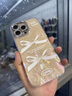 品盟（PISMEXOK）【自帶鏡頭膜】適用于蘋果iphone16/15promax手機(jī)殼秋冬感貝殼紋珍珠蝴蝶保護(hù)套創(chuàng)意少女款外 【蝴蝶結(jié)】自帶鏡頭膜 iPhone 16 Pro Max 曬單實拍圖