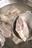 【180天白豬家庭裝】冰鮮豬肋排帶軟骨1kg 曬單實(shí)拍圖