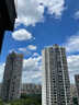 皆美皆美加厚免打孔伸縮桿晾衣桿浴簾桿免打孔軌道窗簾桿衛生間陽(yáng)臺 橡膠防滑頭雙色封口-磨砂白-免打孔卡扣桿 3.6米-4.1米（送25環(huán)） 曬單實(shí)拍圖