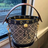湯麗柏琦（Tory Burch）女士水桶包經(jīng)典潮流單肩手提斜挎包新款TB女包 送女友 七夕禮物 海軍藍(lán)：小桶 14*11*18cm 尺寸問題可咨詢客服 曬單實(shí)拍圖