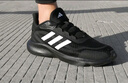 阿迪達(dá)斯 （adidas）男鞋跑步鞋夏季舒適網(wǎng)面透氣舒適黑色運(yùn)動(dòng)鞋HQ7558 黑 42 曬單實(shí)拍圖