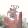 香奈兒（Chanel）五號香水經(jīng)典100ml手提禮袋 持久留香 七夕節(jié)禮物送女友老婆 五號之水花香50ml 曬單實拍圖